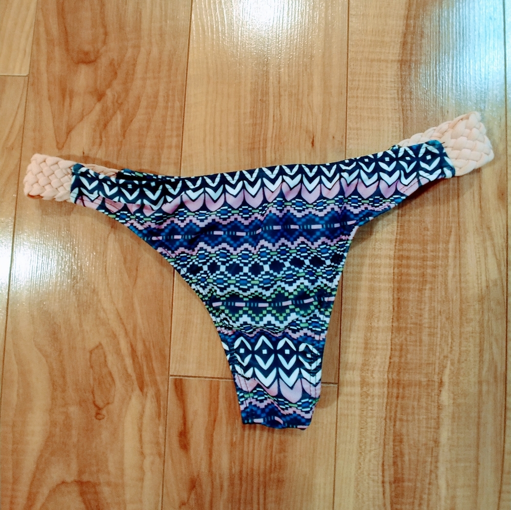Thong bathing suit bottom